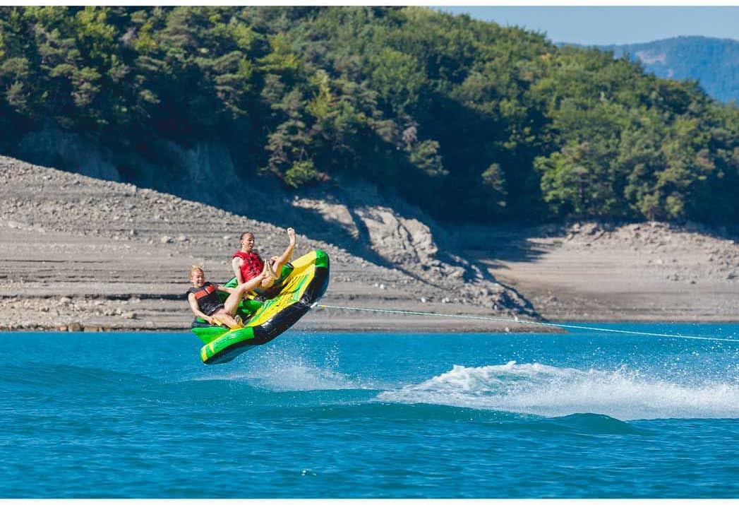 Bouée tractée canapé Spinera Just Fun 2 - Vert 2 Bouée tractée canapé Spinera Just Fun 2 - Vert – Image 2