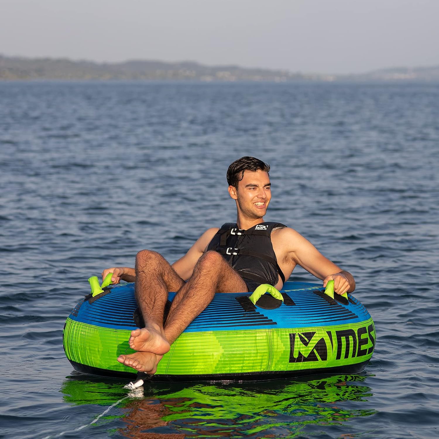 Bouée Tractée Hurricane 1-2 Personnes avec Corde pour Bateau & Jet Ski 4 Bouée Tractée Hurricane 1-2 Personnes avec Corde pour Bateau & Jet Ski – Image 4